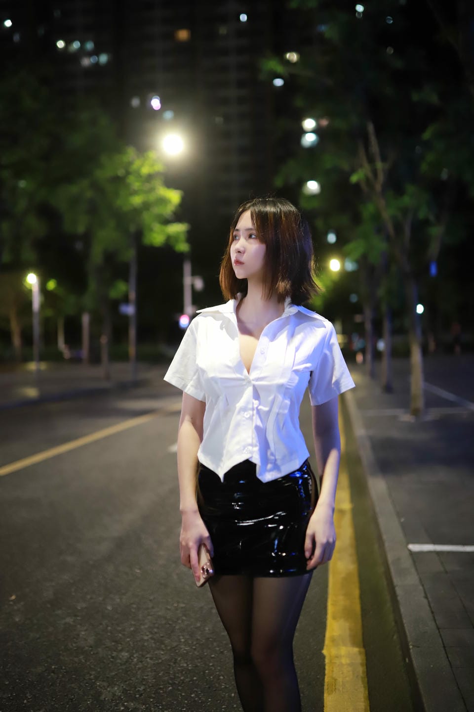 上杉绘梨落 - 被人跟踪【原创】 [102P-659M] 1 (36).jpg